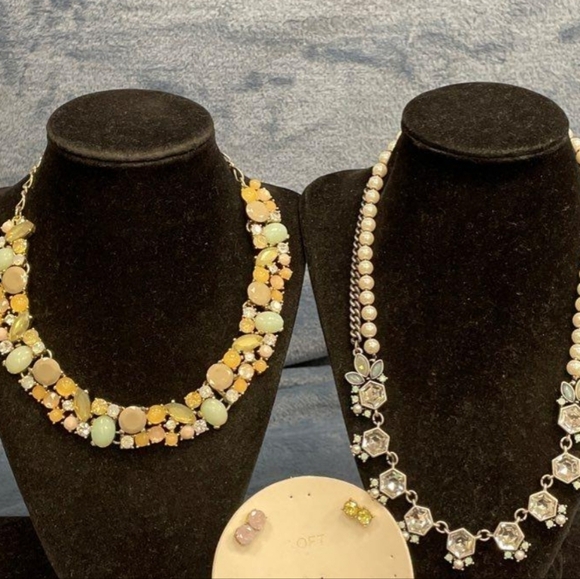 💥BEAUTIFUL LADIES ♥️ ✨️ Jewelry Sale Toda💥DEALS & STEALS‼️Friday 11/21 @4PM‼️ - Picture 14 of 17